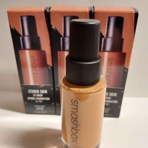 SMASHBOX Studio Skin 24 Hour Hydra Foundation *4.0 MEDIUM DARK*